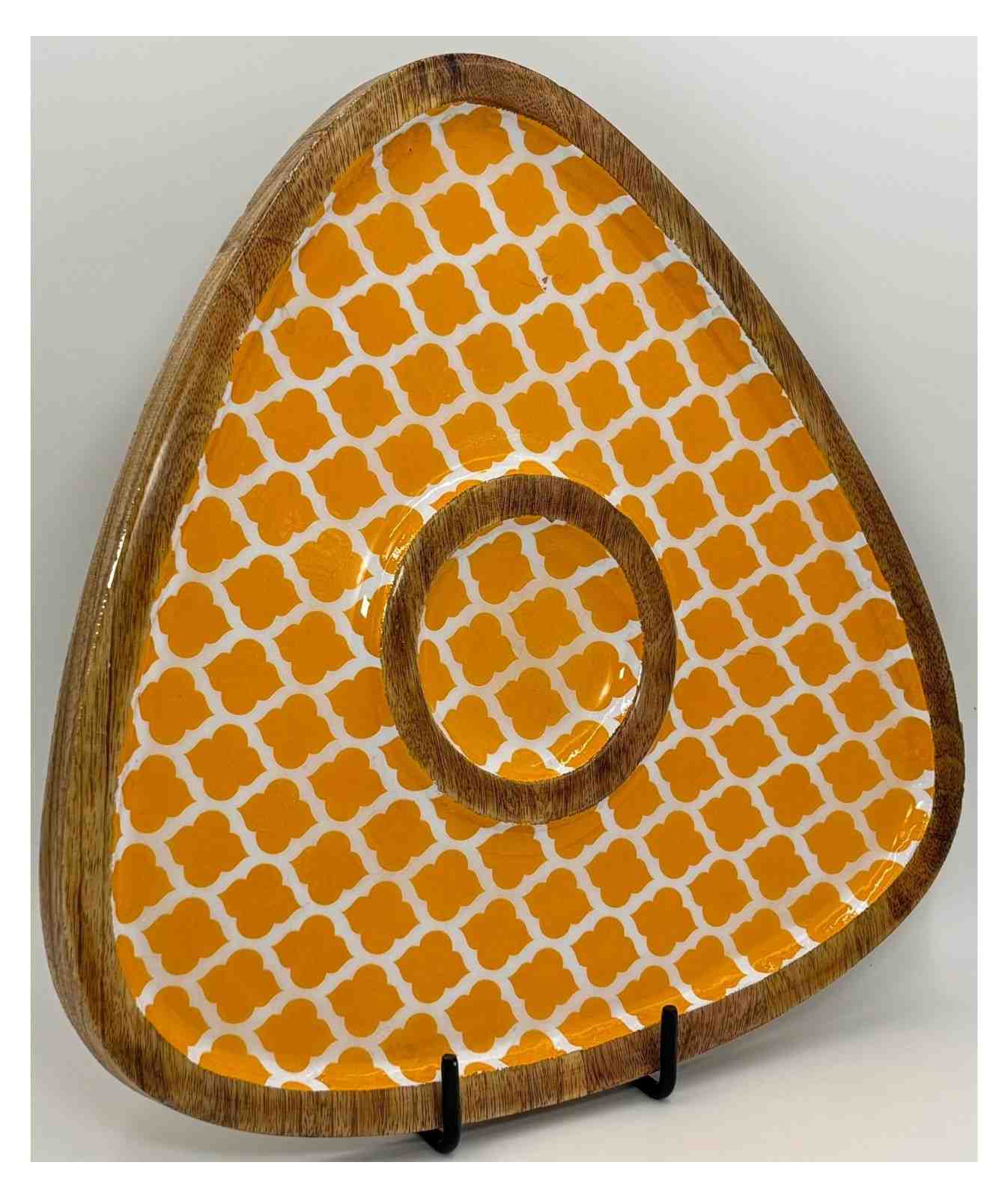 Peetika Grid Triangular Chip & Dip Wooden Platter